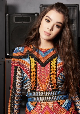 hailee_001.jpg