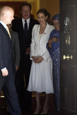angelina_029.jpg