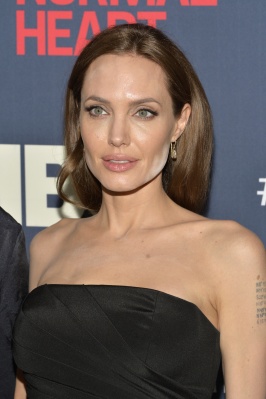 angelina_001.jpg