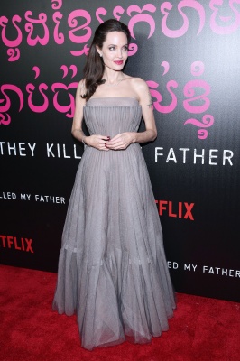 angelina_238.jpg