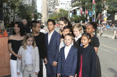 angelina_125.jpg