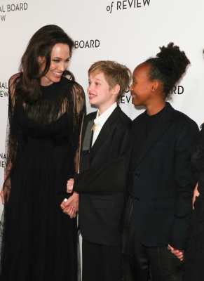 angelina_015.jpg