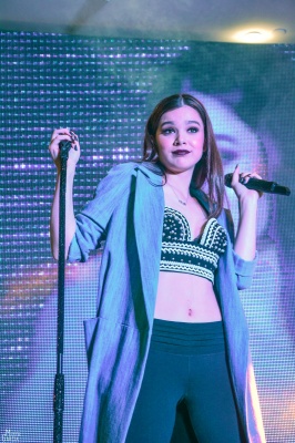 hailee_012.jpg