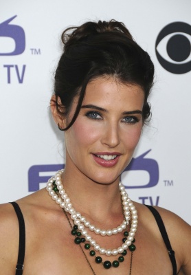 cobie_001.jpg