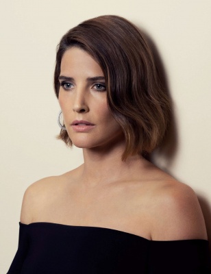 cobie_001.jpg