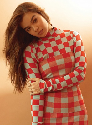 hailee_001.jpg