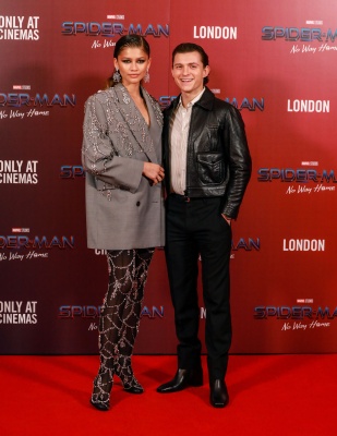zendaya_0430.jpg