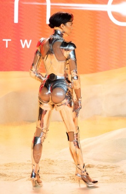 zendaya_0513.jpg