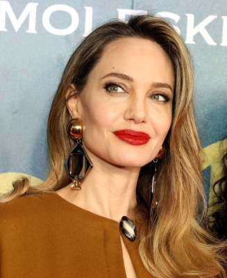 angelina_0014.jpg
