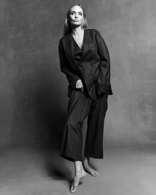 angelina_0012.jpg