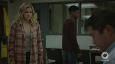 cloakanddagger_211.jpg
